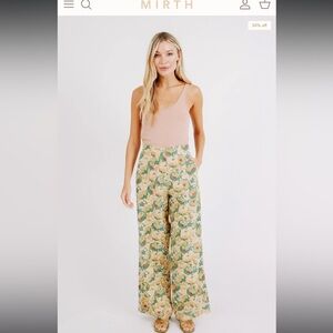 Mirth Tivot Pant in Rose Bloom.